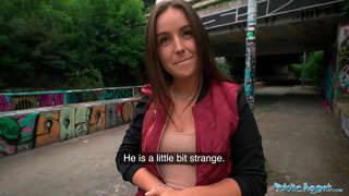 ���ार्वजनिक एजेन्ट विद्यार्थी प्राप्त रही उनको योनि penetrated कडा एक आगन्तुक द्वारा सडक मा प्राग