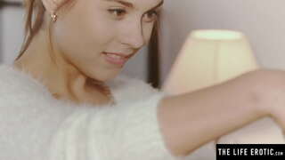 Xinh xắn đồng hồ mình trong gương, trong khi thủ dâm