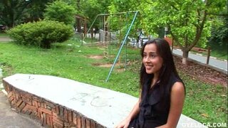 Latina a primit cald tratamente faciale după obtinerea ei păsărică și fundul futut tare