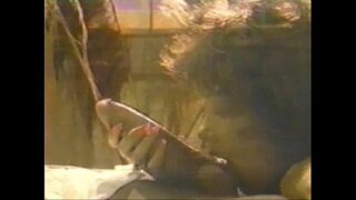 Эшли Данн мәҗбүр итә егетне попсоветь фильмда "Леди бу синем"