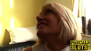 شہوانی ، شہوت انگیز بالغ slut ایمی کی ضرورت ہے کسی نہ کسی طرح گولہ باری کے ساتھ ایک بڑا ڈک