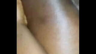 Трахни Чокнутого по ее заднице