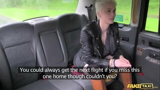 أجرة وهمية عاطفي حار الخام المقعد الخلفي الجنس