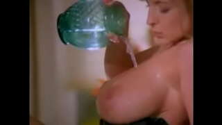 Danni ਐਸ਼ - ਲਿੰਗਰੀ striptease