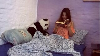 Ја проваливаю испит, јер мој бивши уђе у моју собу и јебе ме, док ја не устану