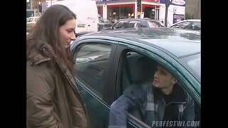 Magnus canis capio per duo guys accepisse a tincidunt